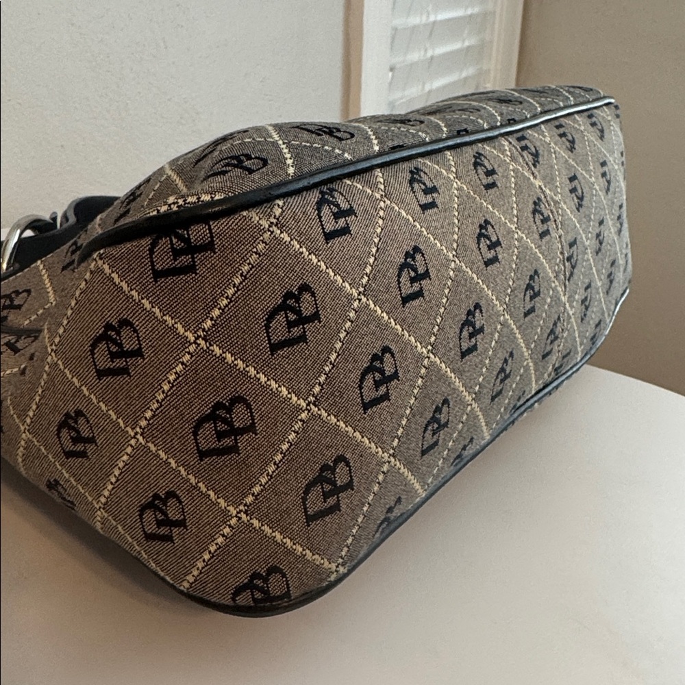 Dooney & Bourke Signature DB Small Shoulder Bag Blue Duck Tag - Picture 3 of 7
